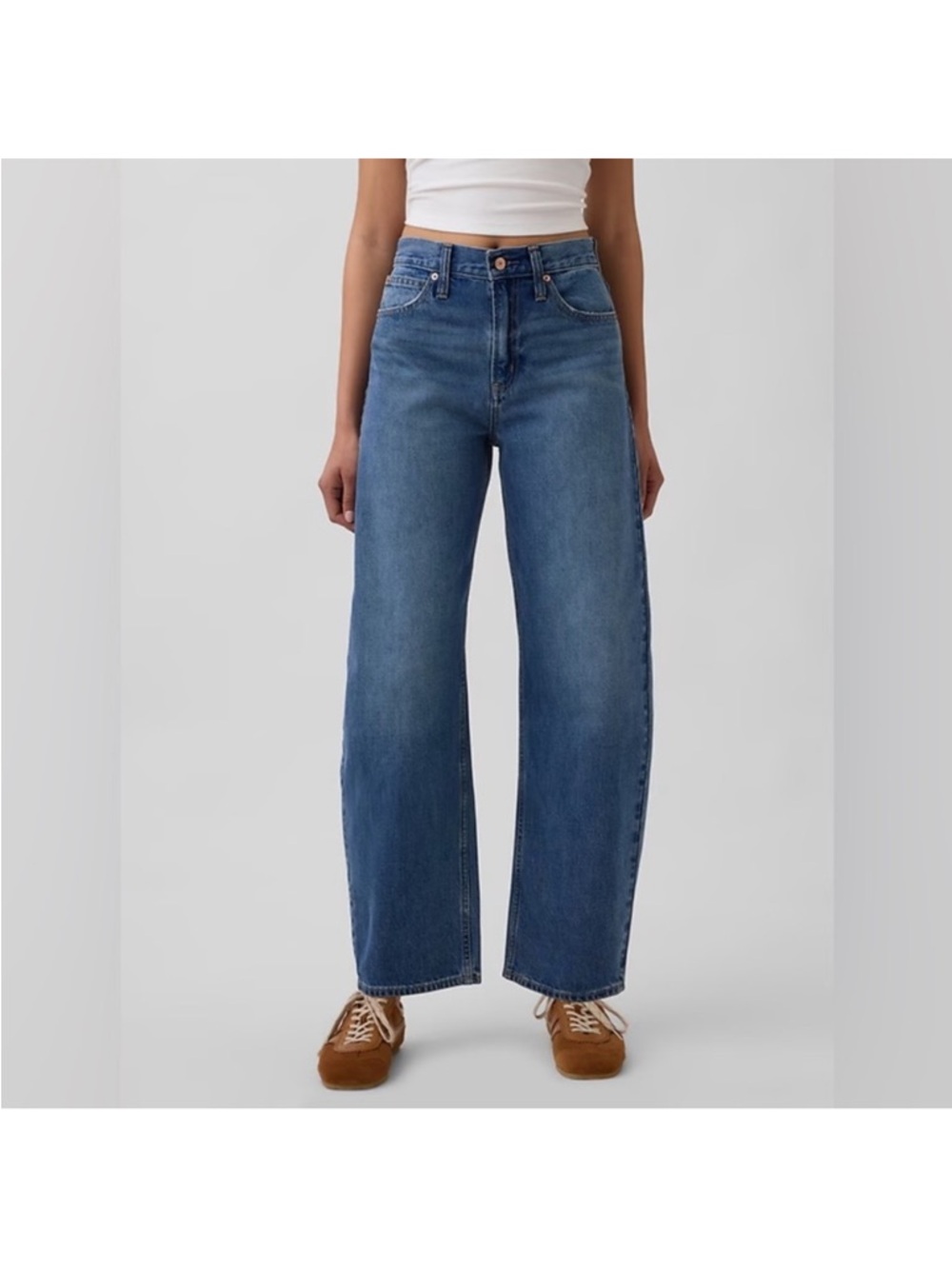 GAP Wide Leg Jeans in Medium Blue